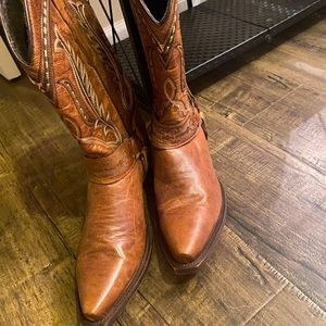 Only worn once ! Cowboy boots